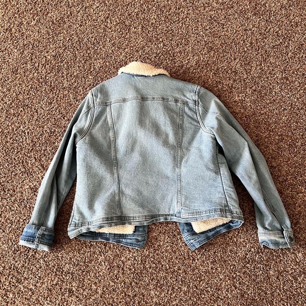 Jean Jacket - Picture 4 of 4